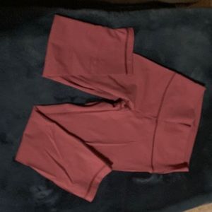 Lululemon wunder under 21” pink color size 6
